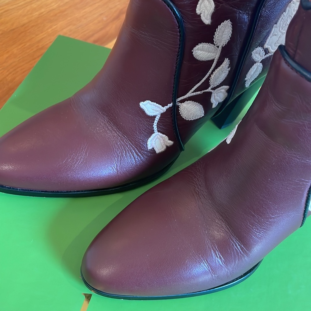 Kate Spade Burgundy Leather Ankle Boots with White Floral Embroidery - Picture 15 of 16